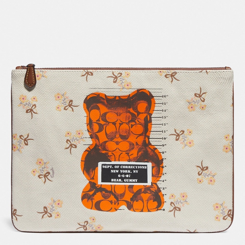 Coach Large Wristlet 30 With Vandal Gummy